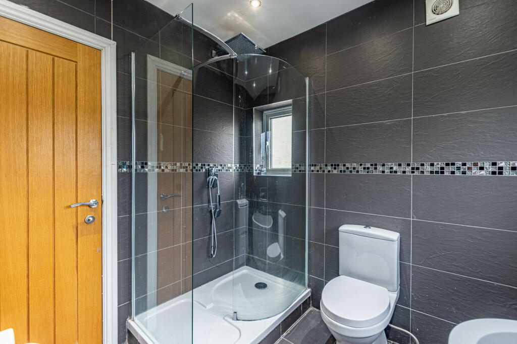 bathroom2