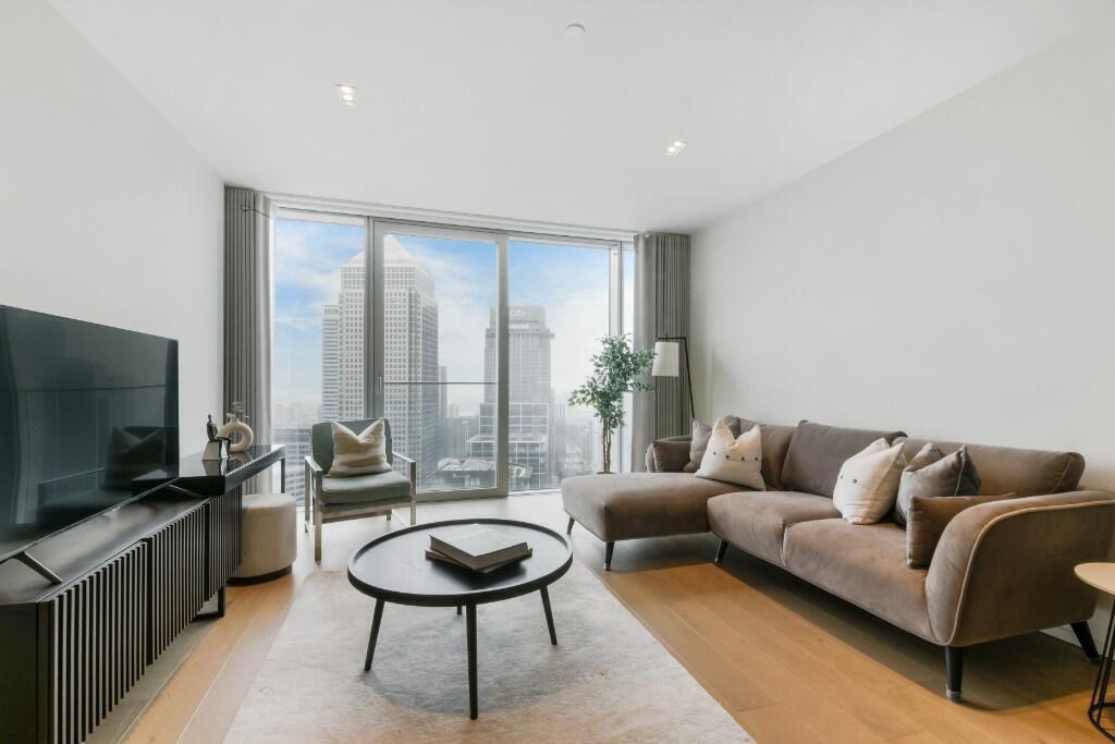 Newfoundland Place, London, E14