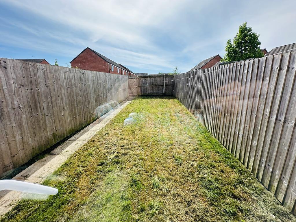 8e3f8f9a-64f0-4d7...