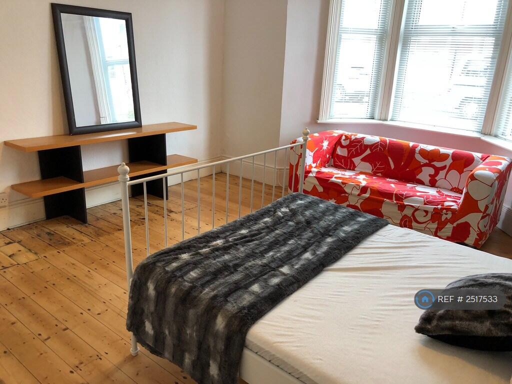 Bed 1