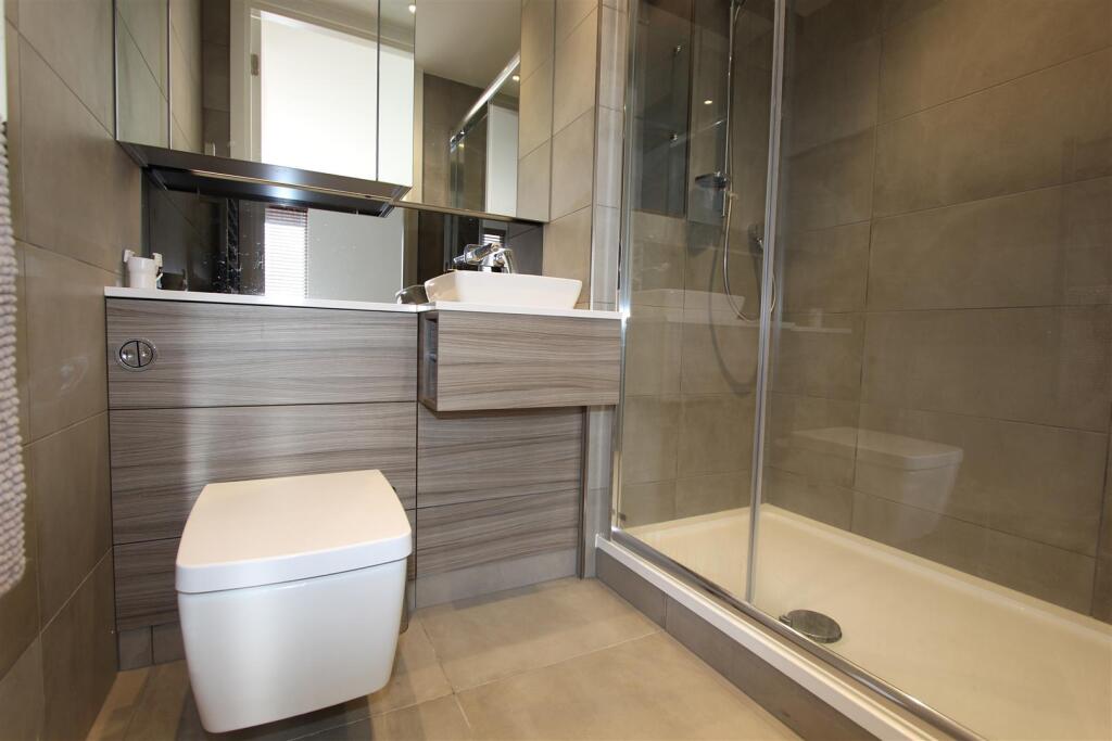 Ensuite Bathroom