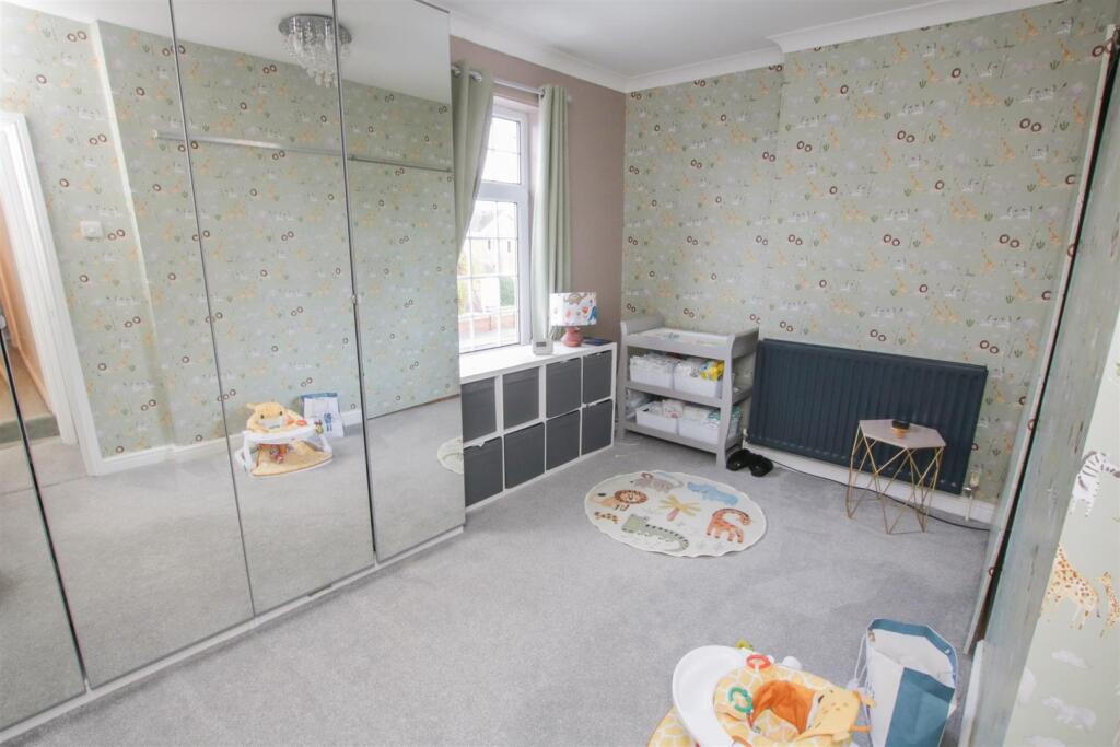 BEDROOM 2 FRONT