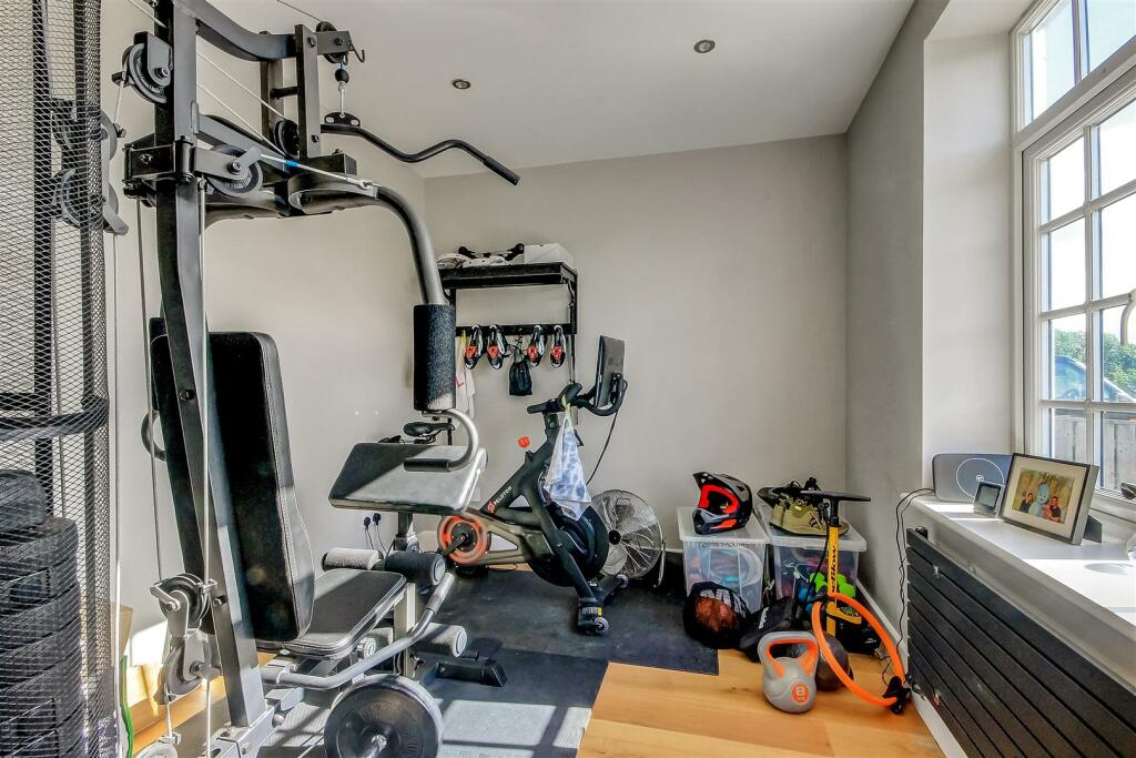 GYM/STUDY