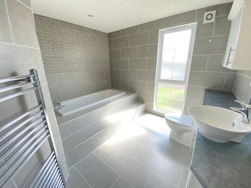 Jacuzzi Bathroom