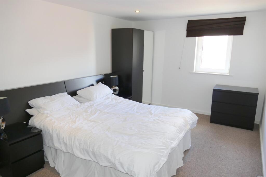 Bedroom+1