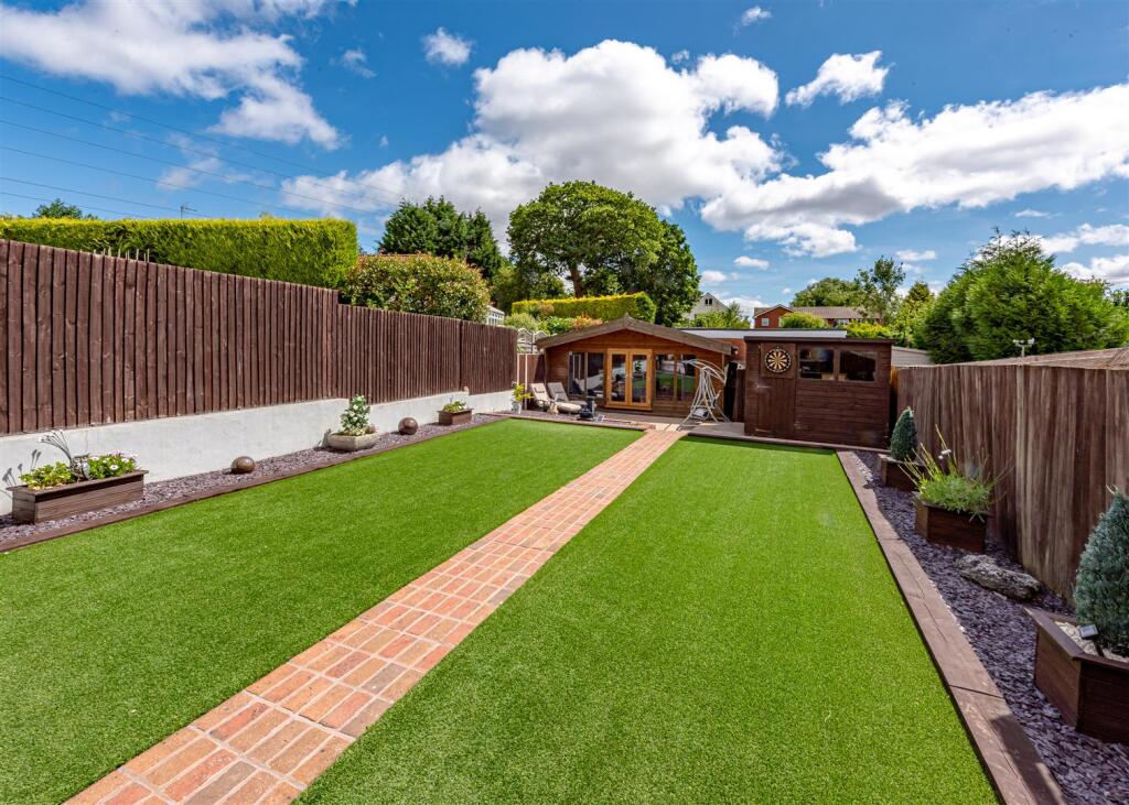 51 Sedgley Road-External (3).jpg