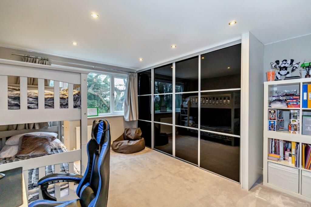 8631250-interior09-800.jpg