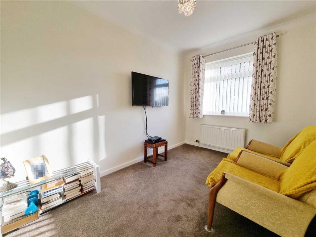 Bedroom 3:
