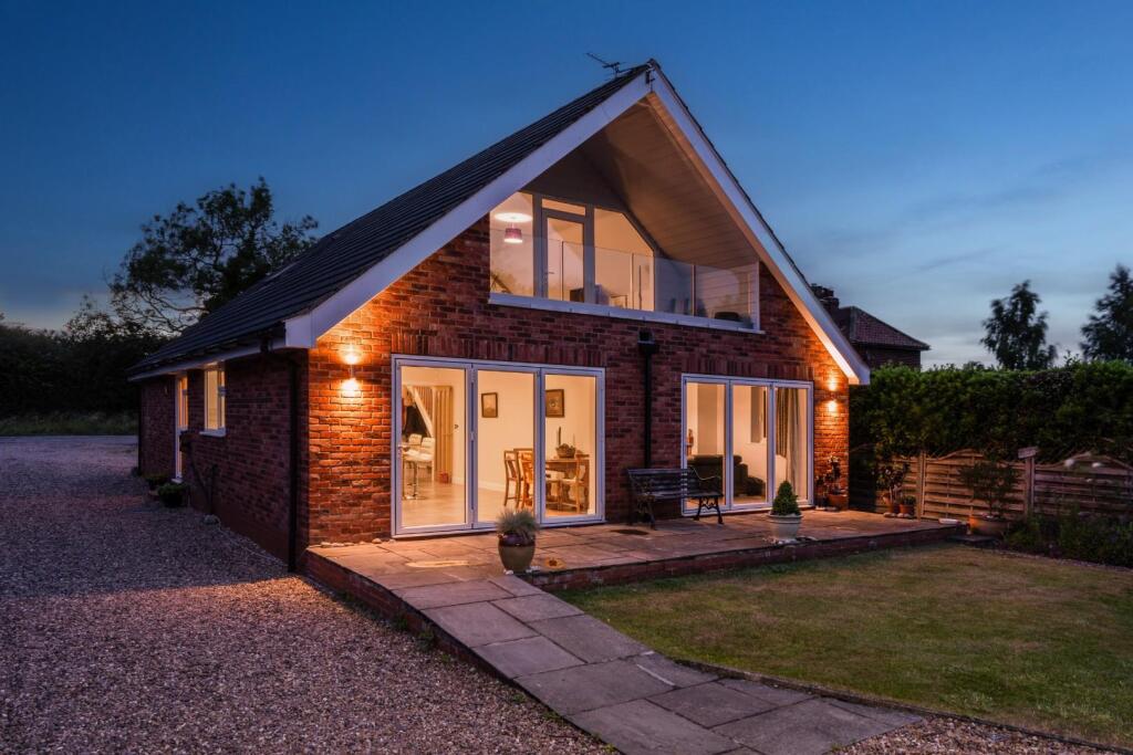 93887_Lynwade Church Lane  (47).jpg