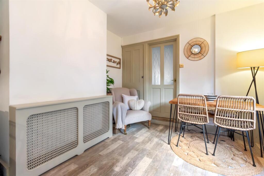 Harrow Road, 36-014.jpg