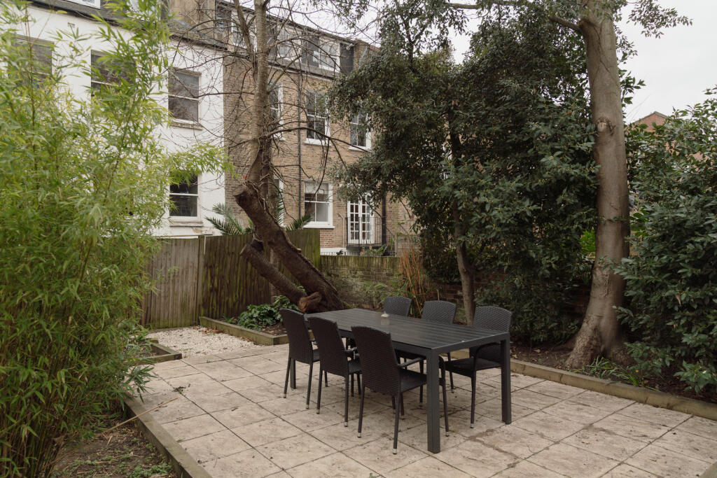 271305 - CAZENOVE-ROAD-47.jpg