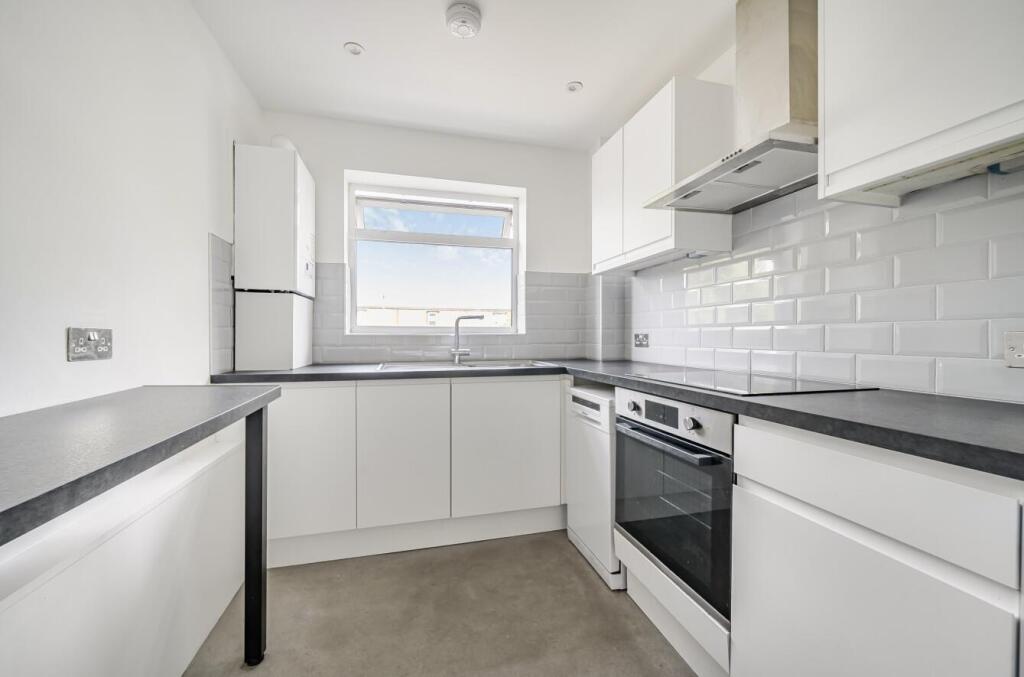 1334196-10-688cf0ee81b74-ARW .jpg