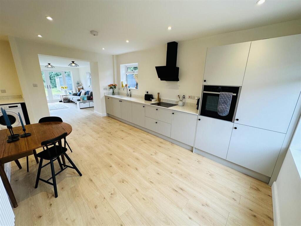 Kitchen Diner