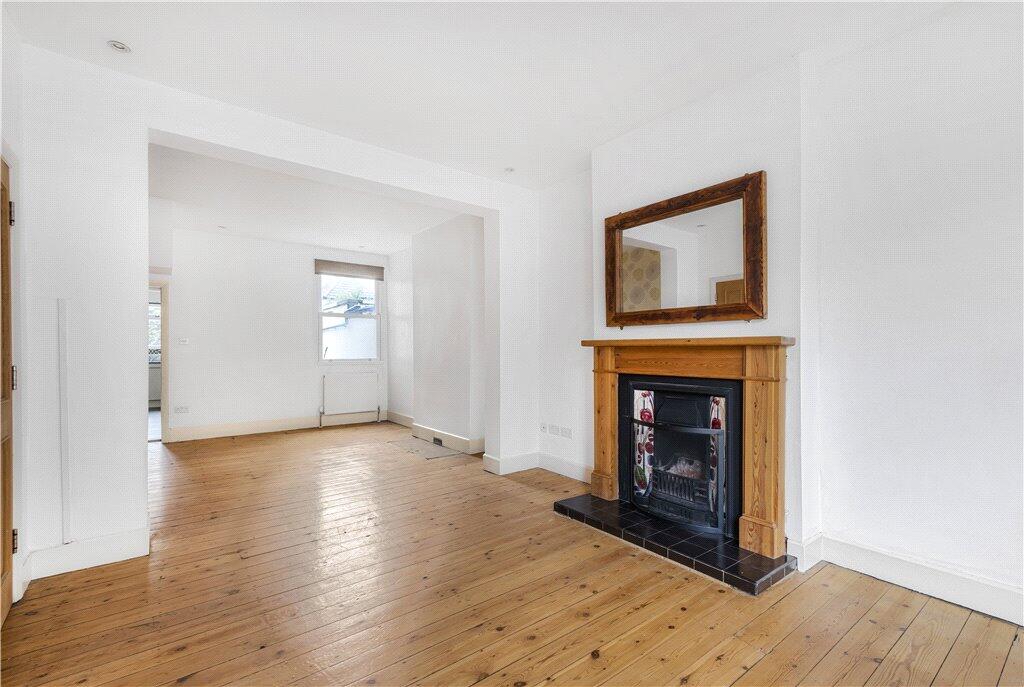 Living/Dining Room