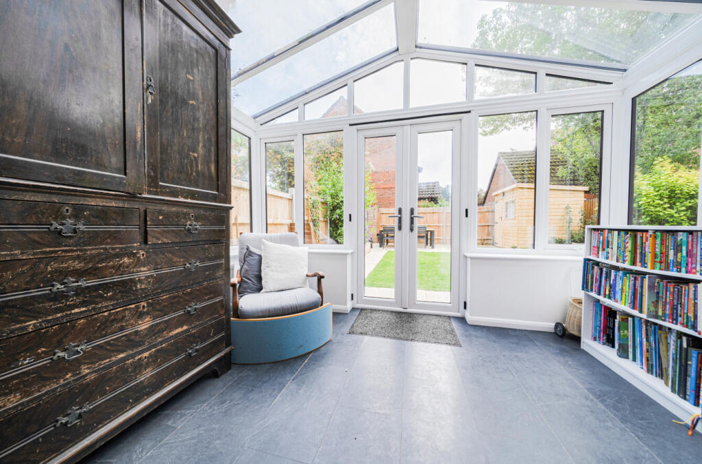 11-6821b4cd72ffa-...