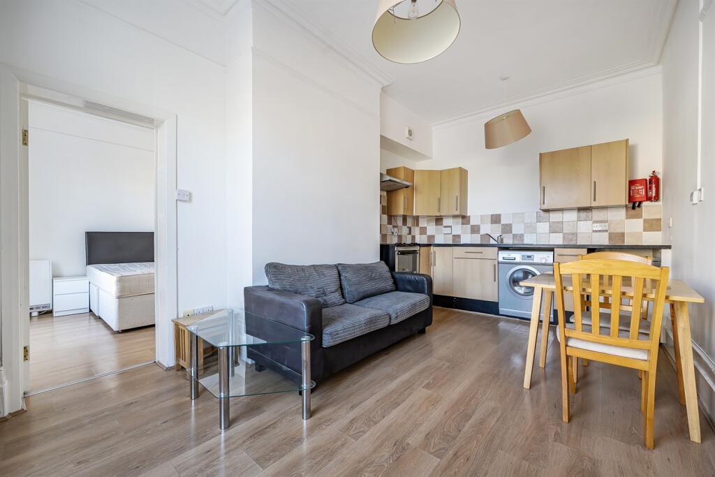 LIVING ROOM/KITCHEN