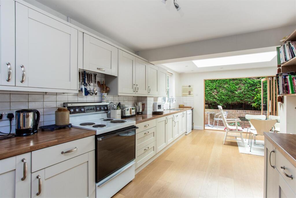 Loxwood 320391 (14).jpg