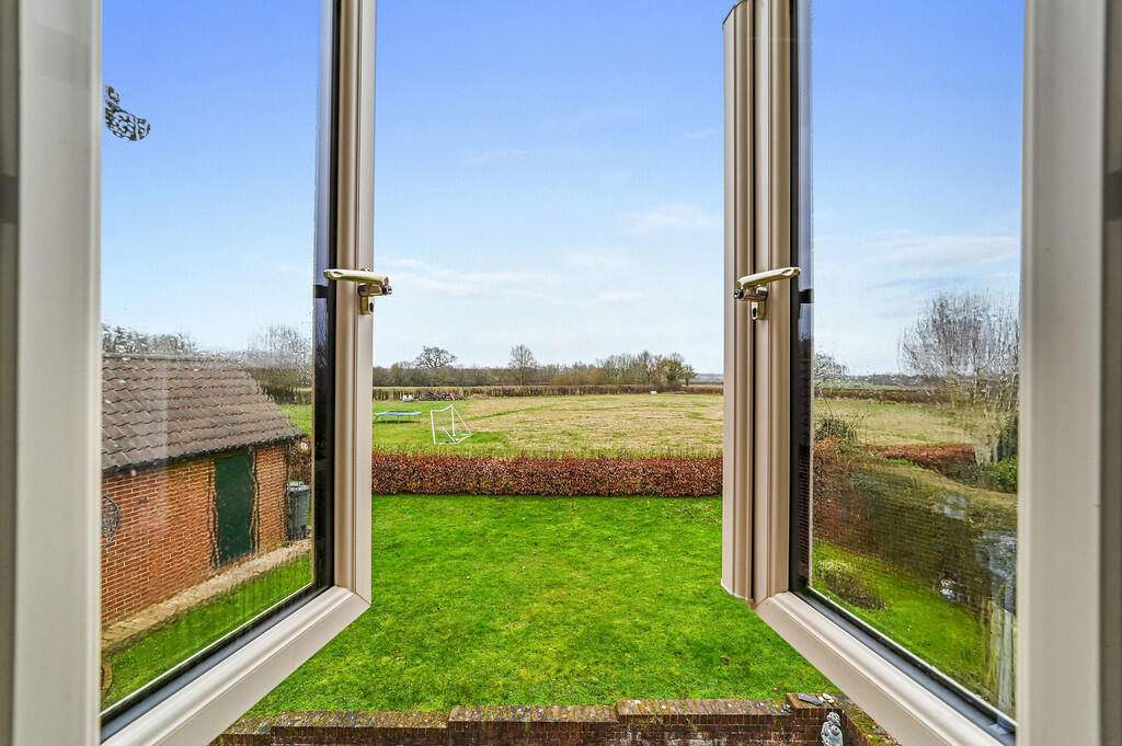 PT-TV-MillCottage...