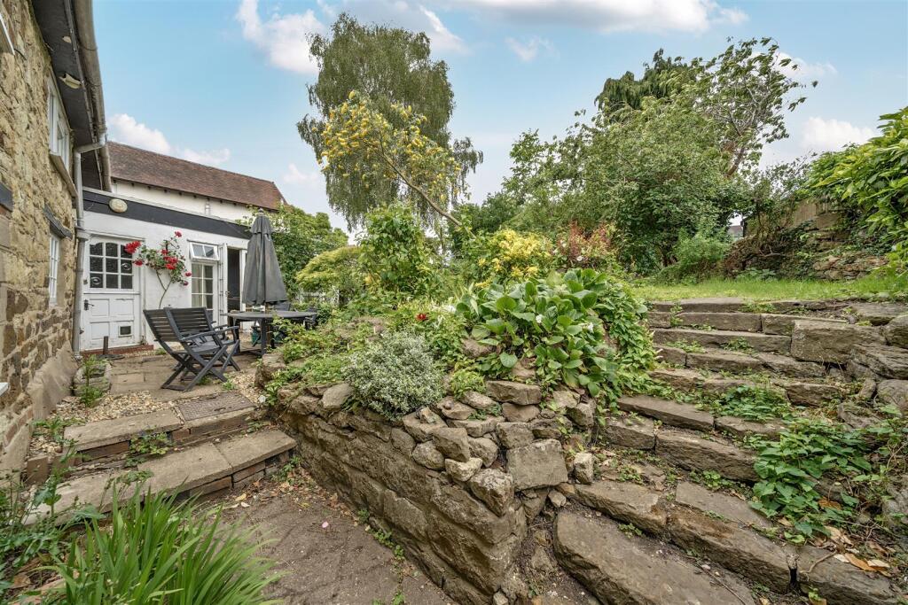 9 High Street, Blisworth (5).jpg