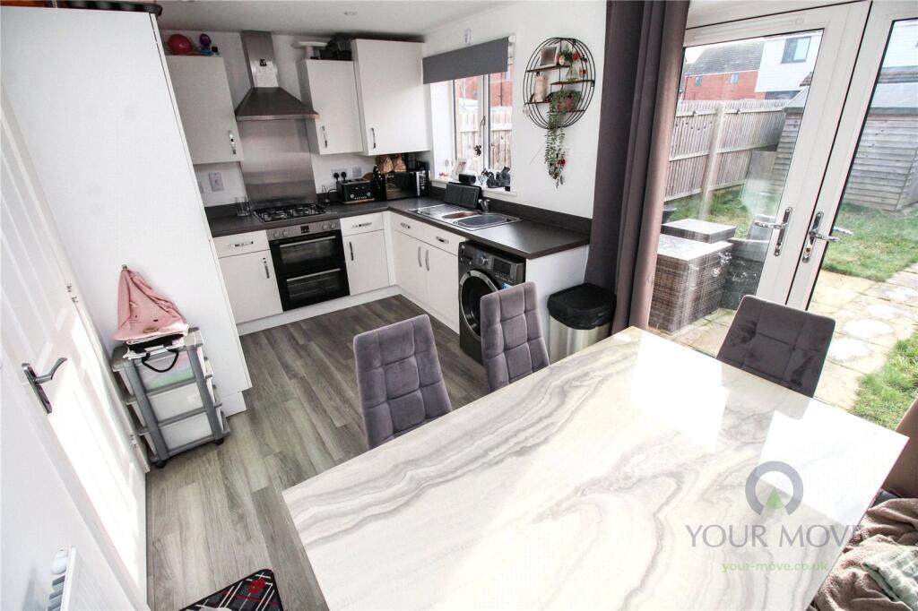 Kitchen/Dining Room