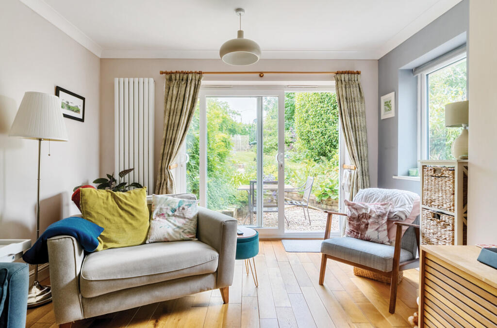 1334475-19-689087...