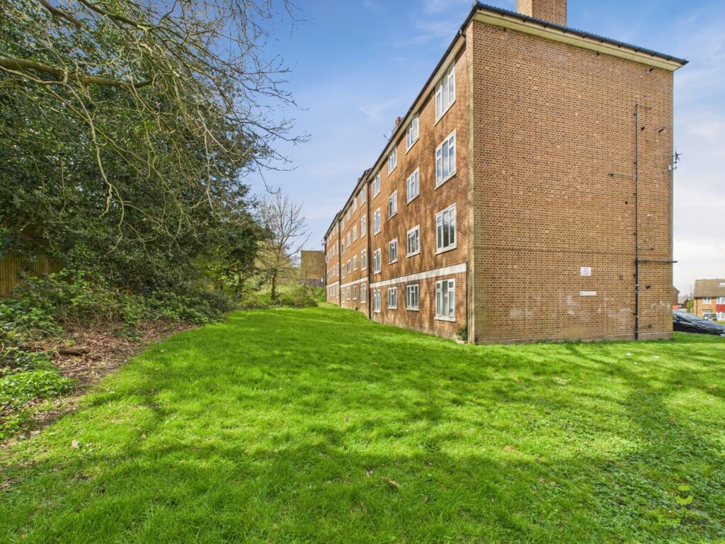 CAM03779G0-PR0218-STILL010