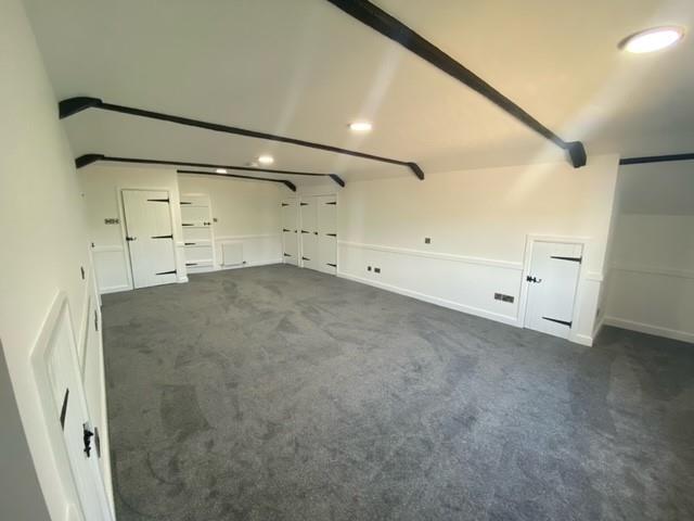 Bedroom 1.jpg