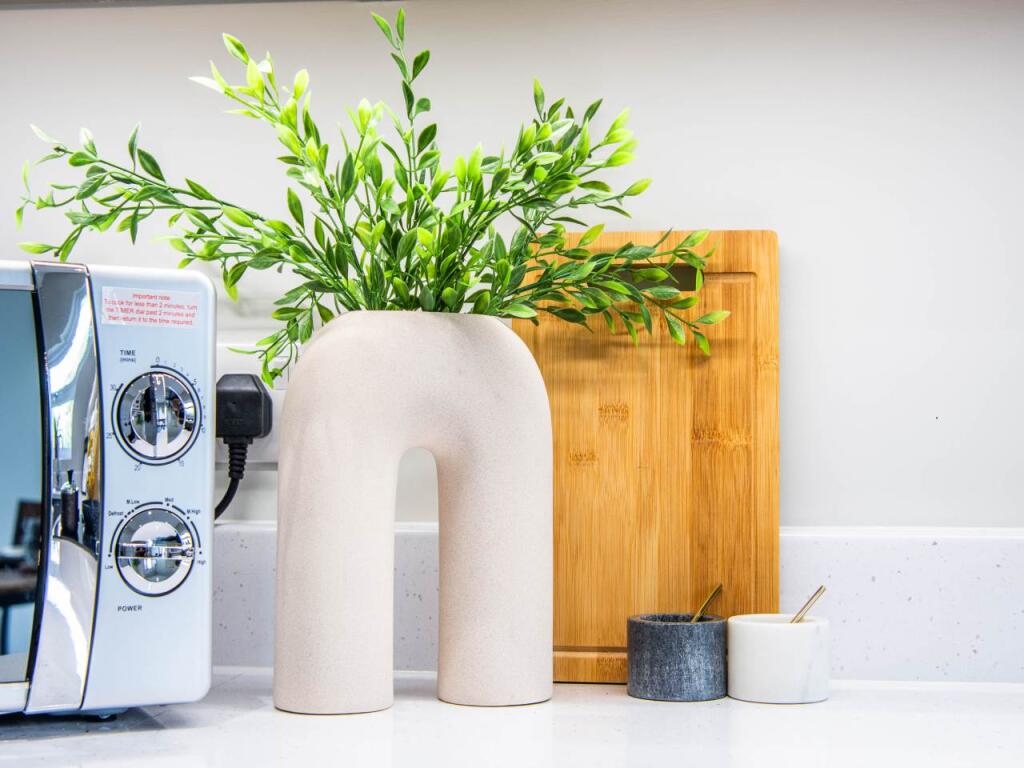 24 Grovehall Drive K