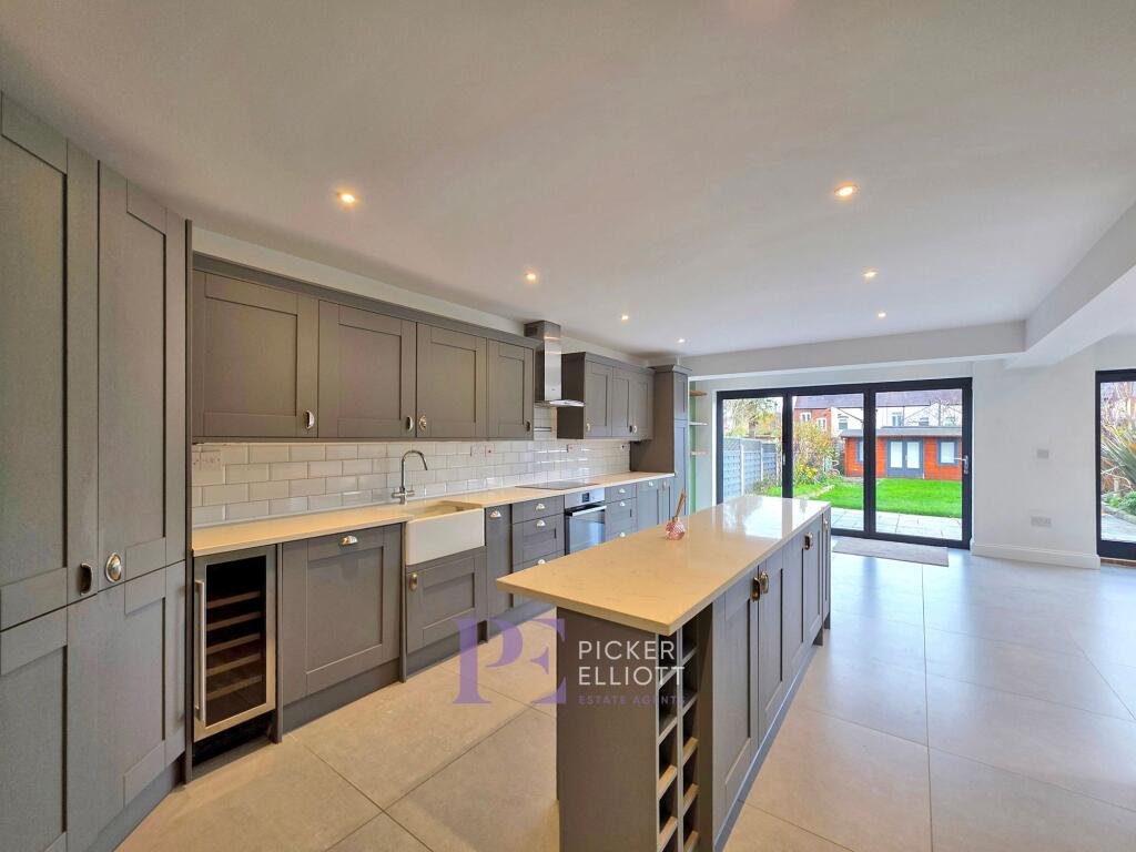 Living kitchen dining room