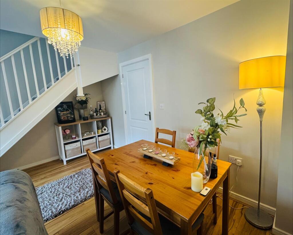 dining area.jpeg
