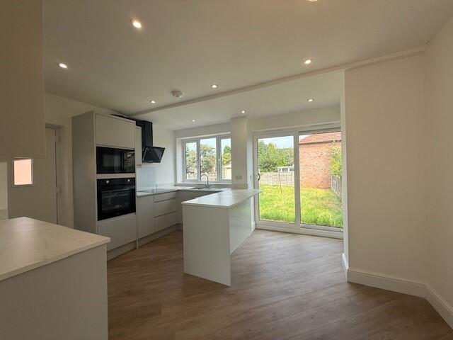 Kitchen &amp; Dining Area