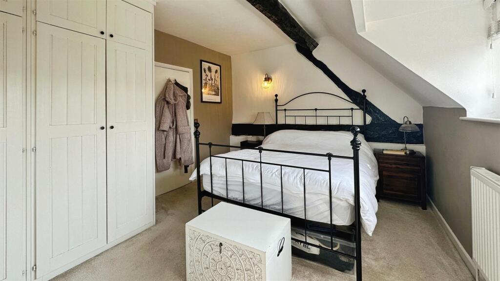 306186c0--41B5-B320-FA2C251C0C50-61919-000014B4D89