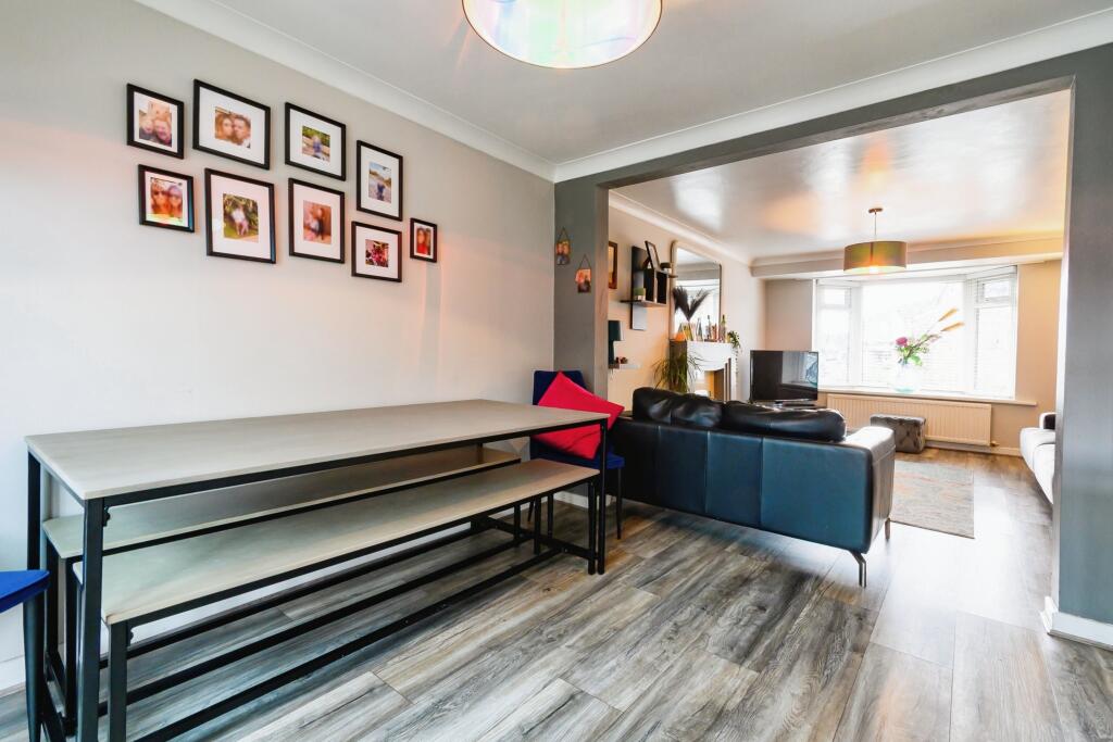 Living / Dining Room