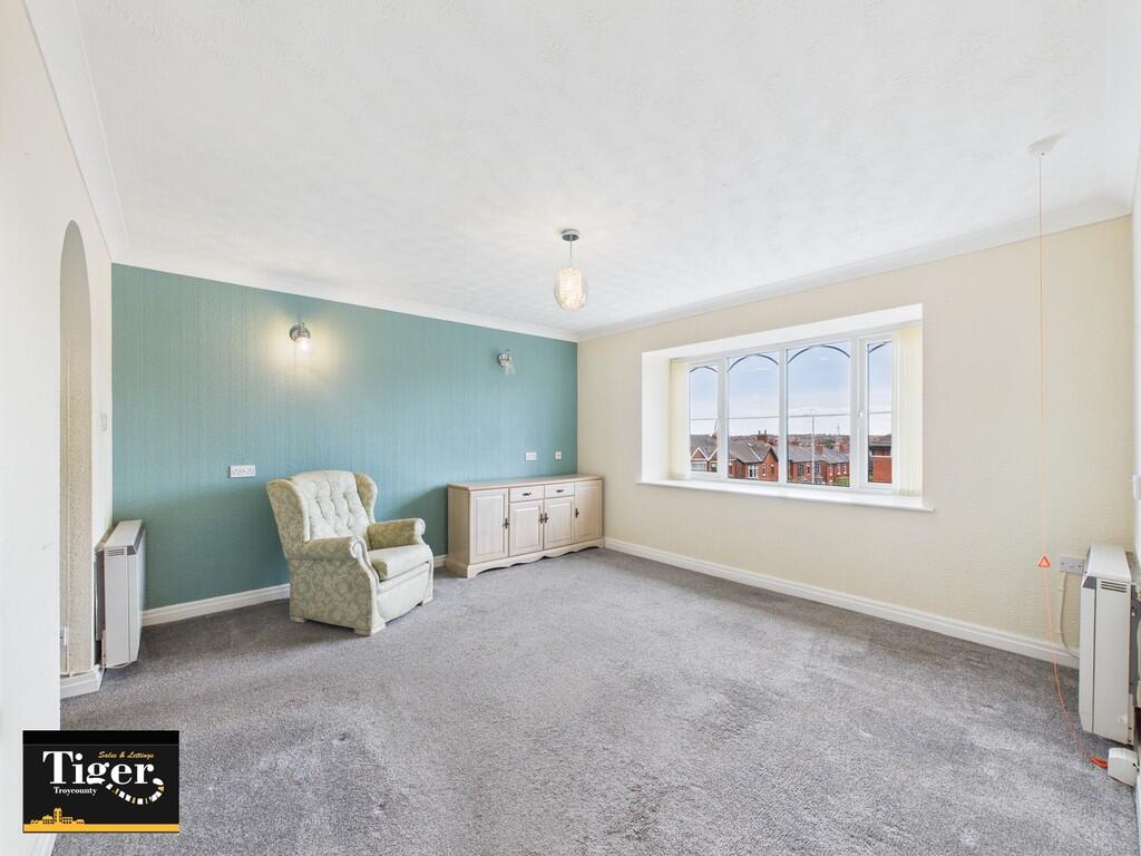 CAM03440G0-PR0369...