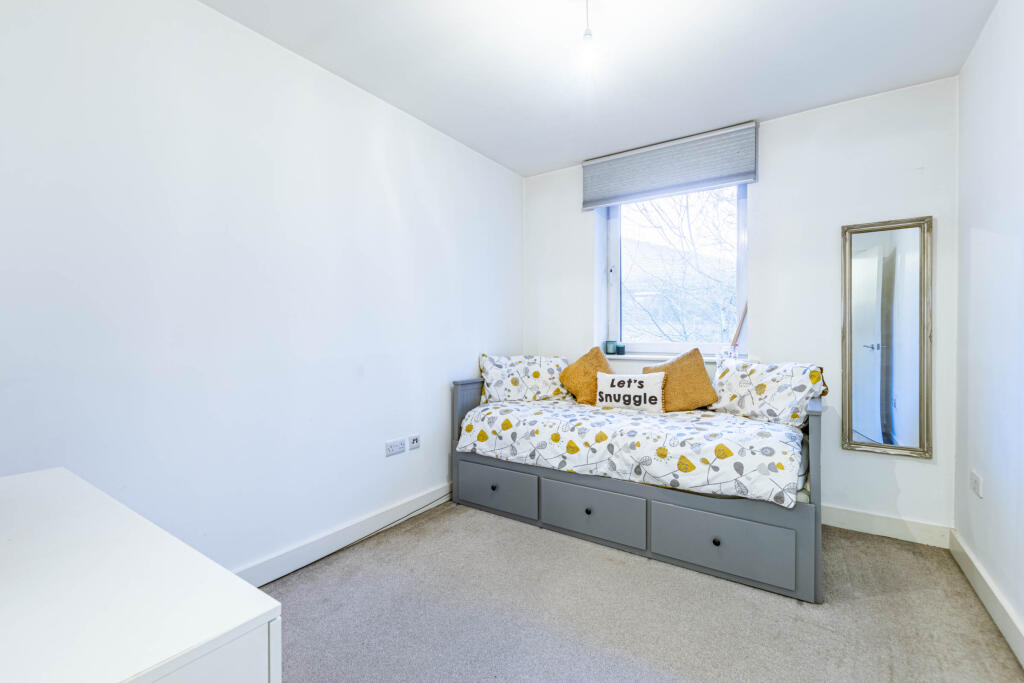 bedroom2a