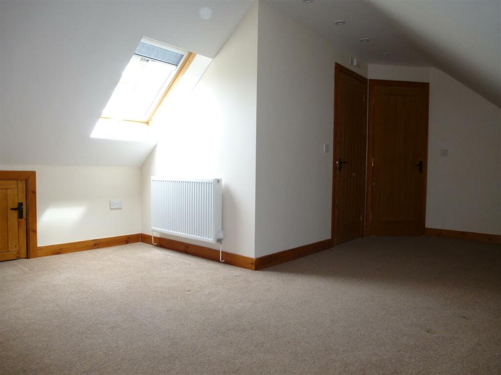 Bedroom 3.JPG