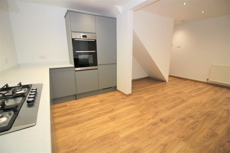 Kitchen Diner 2