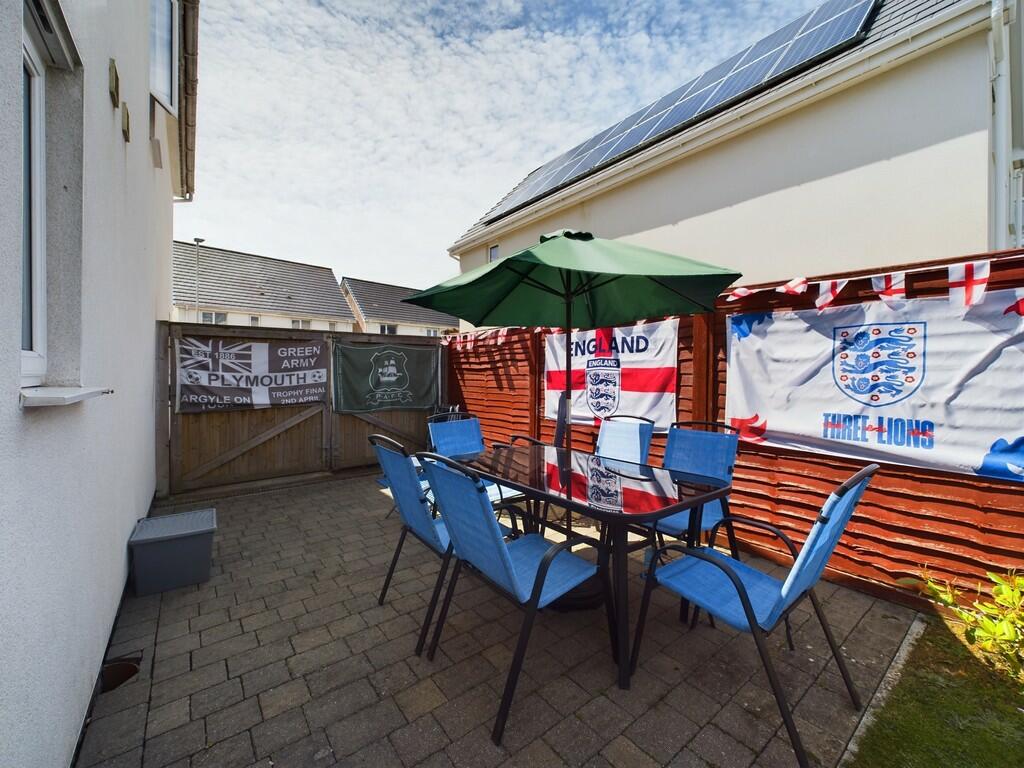 CAM02089G0-PR0256...