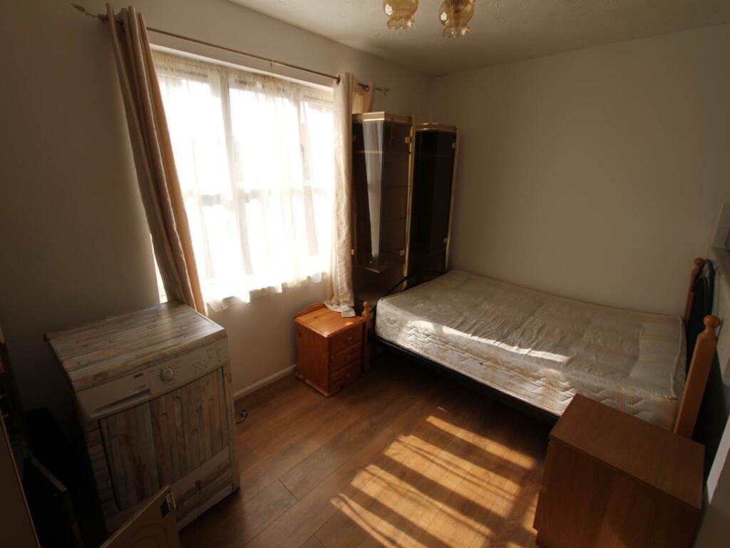 Living Room - part 2