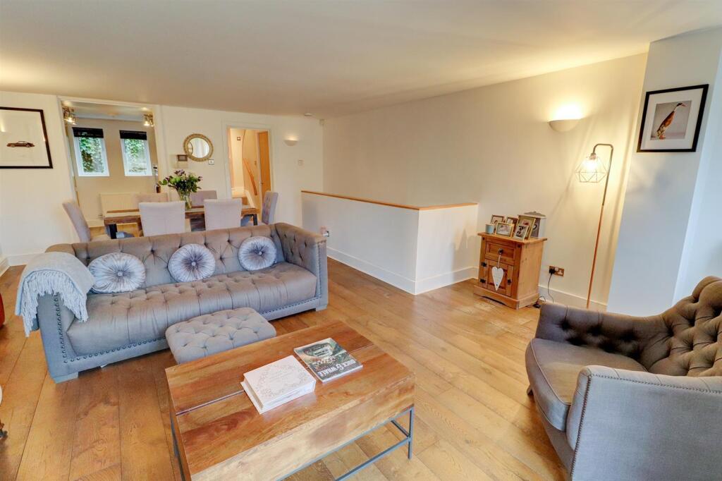 Open Plan Living/Dining Room