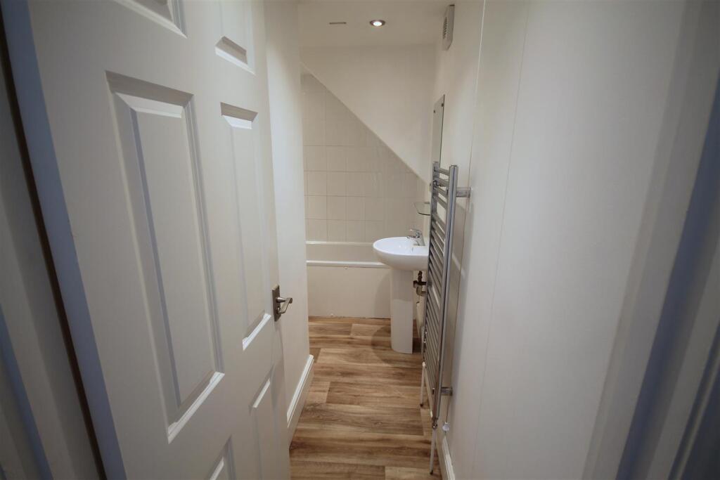 CHR Bathroom iii.JPG