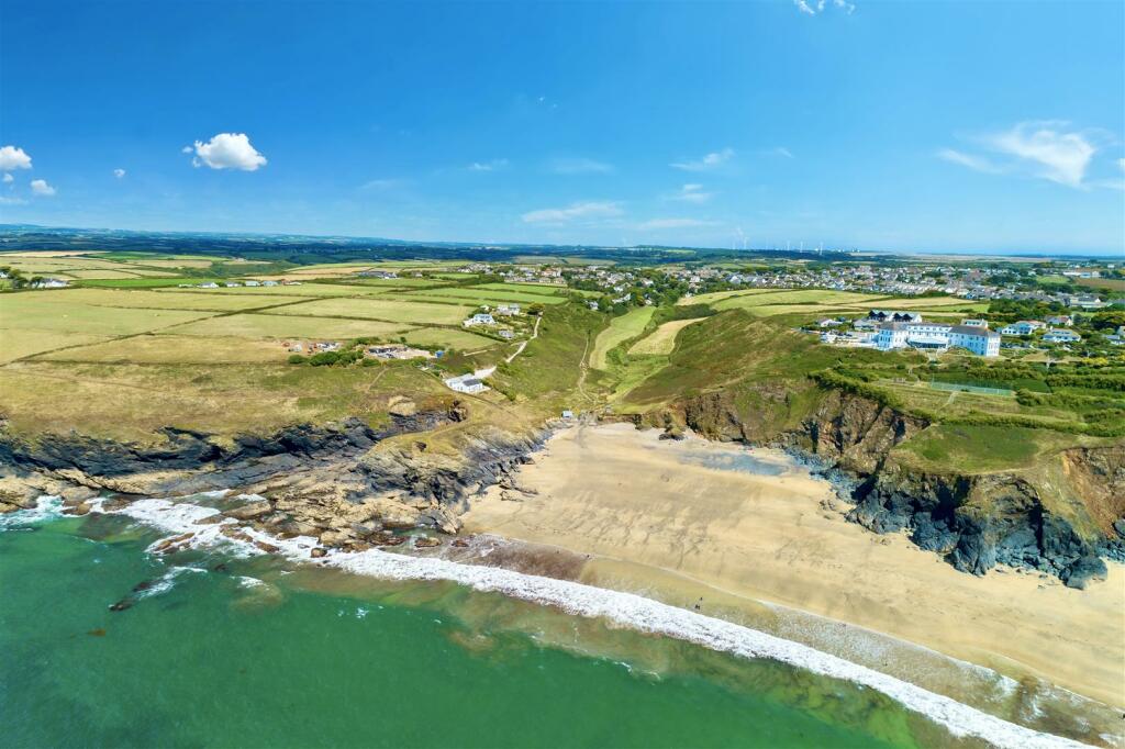 Polurrian Beach