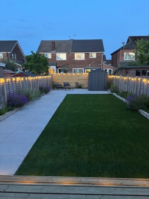 Garden - night photo 1.jpg