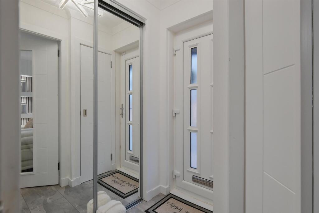 007-20 John Murray Court, Motherwell, ML1 2QW.jpg