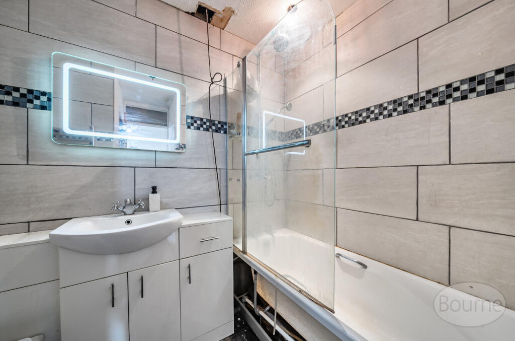 cb4187f3-edbe-4bb...