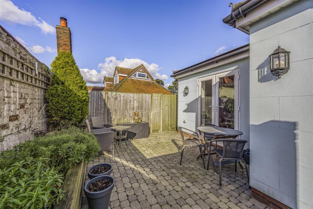 The Shambles, Selsmore Road, Hayling Island-Portic