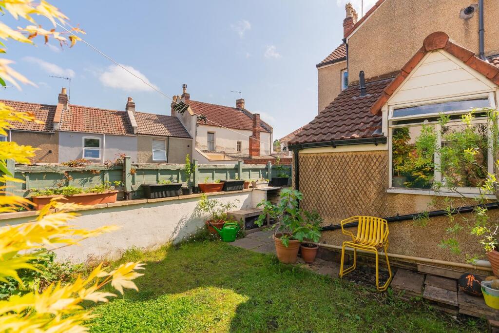 2O1RSG - External F.jpg