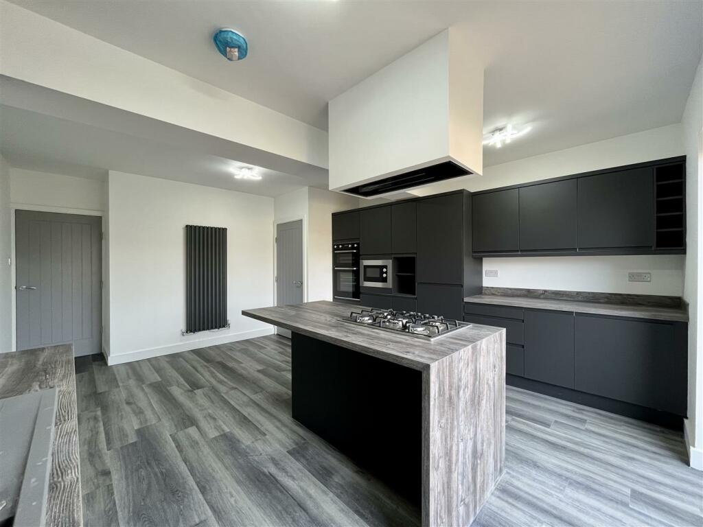 Breakfast Kitchen Aspect 4