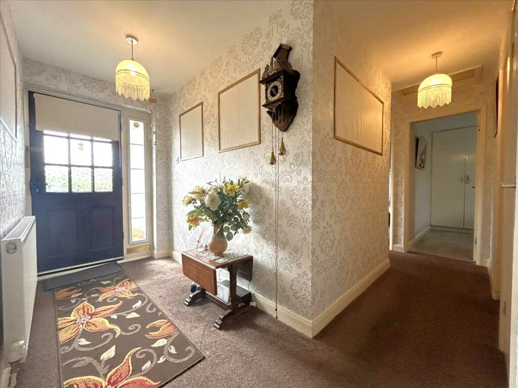 ENTRANCE HALLWAY