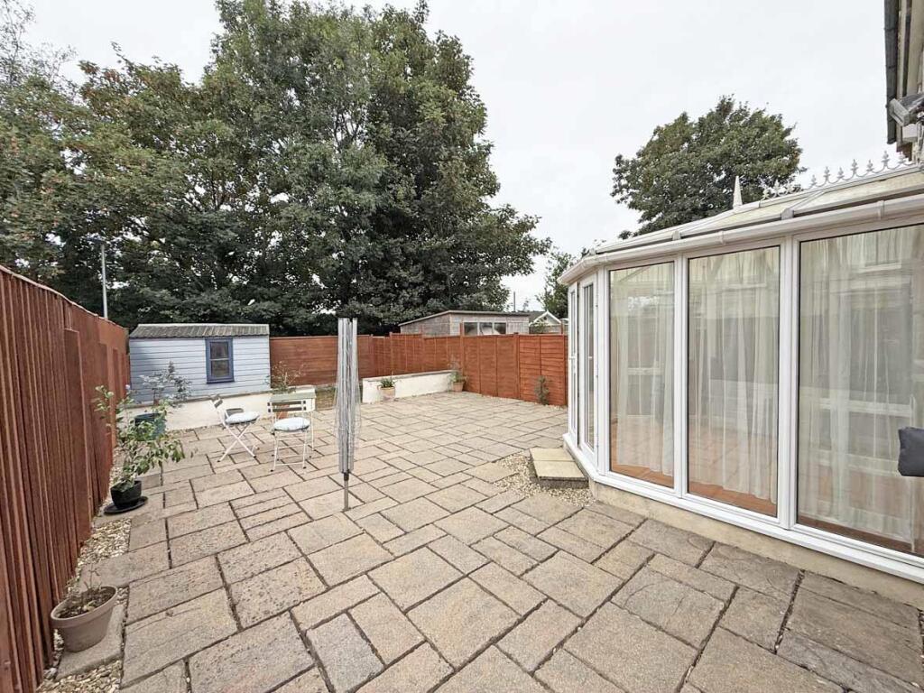 Cayley Way 39 - Garden Front.jpg